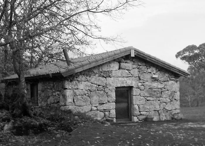 Cabana Romantica De Piedra Con Chimenea